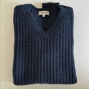 Neiman Marcus Cashmere Navy V Neck Sweater Blue Mens Size Small 100% Cashmere
